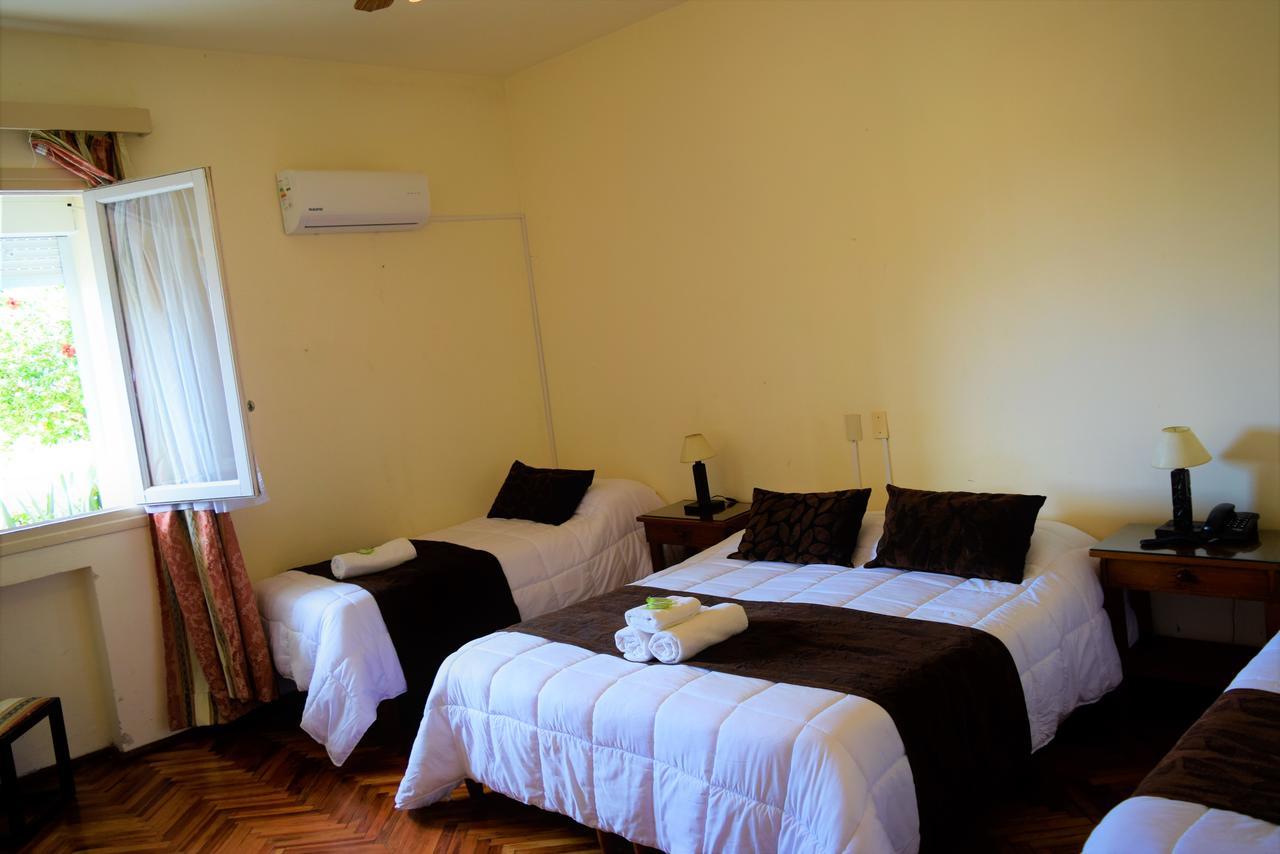 Hotel Cabo Santa Maria La Paloma Bagian luar foto